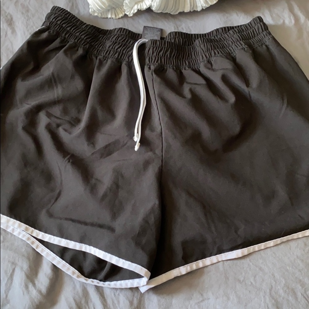 Running shorts
